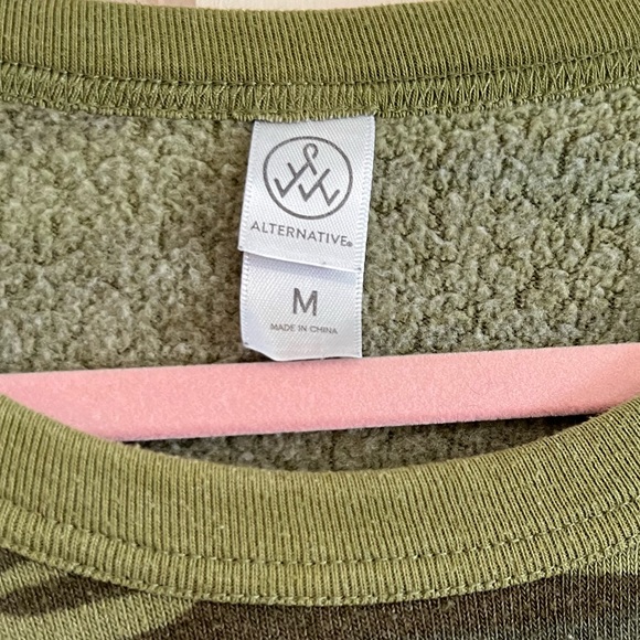 Michiganster Sweatshirt - Like New - Picture 4 of 4